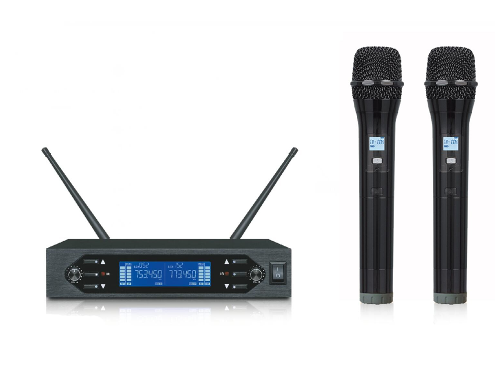 CMX (WM-U200B) – Best Dual-Channel UHF Wireless Microphone System with Handheld & Lavalier Microphone Technology