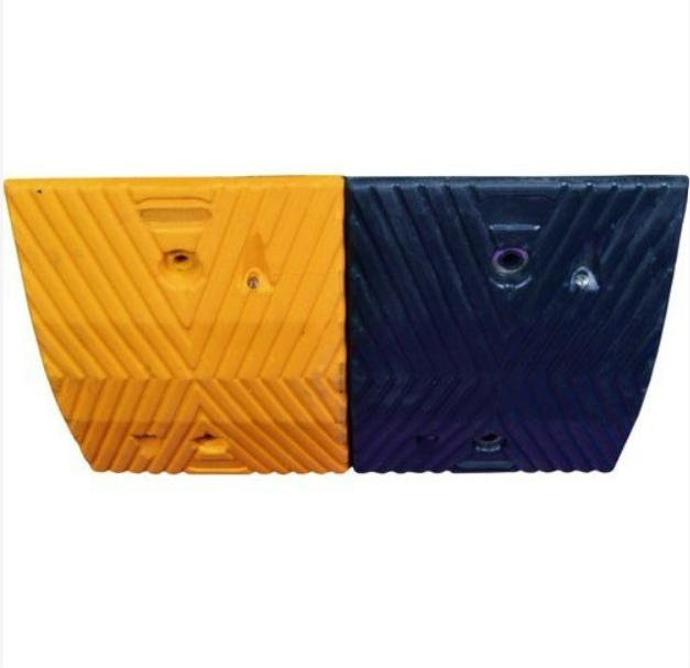 OCS (49CM Rubber Speed Hump) – 49cm Rubber Speed Bump for Traffic & Vehicle Speed Control - Image 3